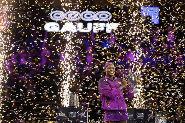 WTA, Tennis Damen Finals 2024 - Day 8 RIYADH, SAUDI ARABIA - NOVEMBER 09: Coco Gauff of USA during the Final match against Quinwen Zheng of China on Day 8 of the 2024 WTA Finals, part of the Hologic WTA Tour, held at King Saud University Indoor Arena, on November 09, 2024, in Riyadh, Saudi Arabia. Riyadh Saudi Arabia  Copyright: xArturxWidakx originalFilename:widak-wtafinal241109_npdAK.jpg