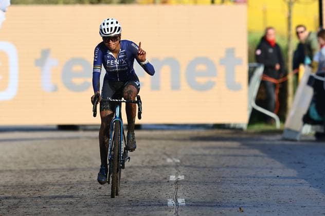 Dutch Ceylin Del Carmen Alvarado pictured at the finish line of the women s elite race at the Jaarmarktcross cyclocross cycling event in Niel, race 3 8 of the Superprestige competition, . DAVIDxPINTENS  x105171213x
