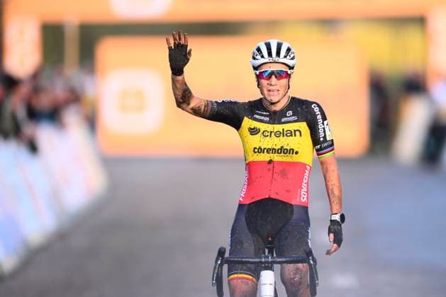 Telenet Superprestige cyclocross Deurne 2024 DEURNE, BELGIUM - NOVEMBER 11 : Norbert Riberolle Marion (BEL) of Crelan - Corendon during the 3th leg of the women Telenet Superprestige cyclocross series 2024-2025 in Deurne, Belgium, 11 11 2024 Deurne Belgium  Copyright: xGvgx