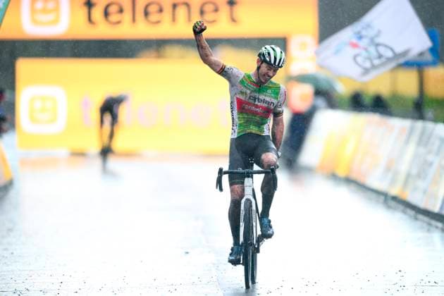 Telenet Superprestige cyclocross Niel 2024 NIEL, BELGIUM - NOVEMBER 11 : Sweeck Laurens (BEL) of Crelan - Corendonduring the 3th leg of the men Elite Telenet Superprestige cyclocross series 2024-2025 in Niel, Belgium, 11 11 2024 Niel Belgium  Copyright: xGvgx
