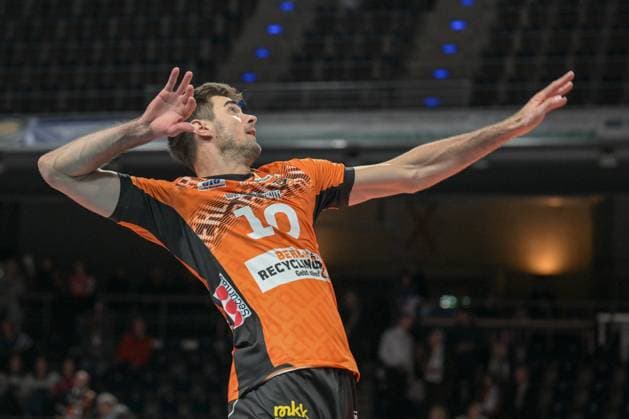 Berlin, Deutschland 12. November 2024: CL Volleyball - 2024 2025 - Berlin Recycling Volleys vs. ACH Volley Ljubljana Im Bild: Daniel Malescha (BR Volleys) beim Schmetterschlag im warmup Copyright: xFotostandx xReuhlx