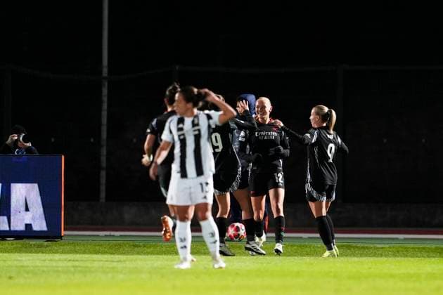 Arsenal Women s Frida Leonhardsen Maanum celebrates after scoring the 1-0 goal for his team during the UEFA Women s Champions League soccer match between Juventus Women and Arsenal Women Football Club at the Stadium Comunale Vittorio Pozzo La Marmora in Biella, north west Italy -Group C - 3 6 - November 12, 2024. - Soccer.  Copyright: xFabioxFerrari LaPressex