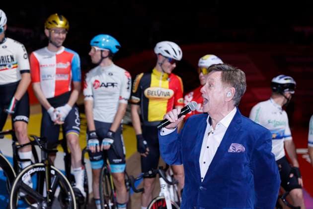 Lotto Six Days Flanders Ghent 2024 GENT, BELGIUM - NOVEMBER 12 : Riders sing with Koen Crucke pictured during the 83th edition of the Six Days of Flanders-Ghent. The Six Days of Ghent ( Zesdaagse van Gent in Dutch) is a cycling event on the Kuipke cycling track in the Citadel Park in Ghent. On November 12, 2024 in Gent, Belgium, 12 11 2024 Gent Belgium  Copyright: xJanxDexMeuleneirx
