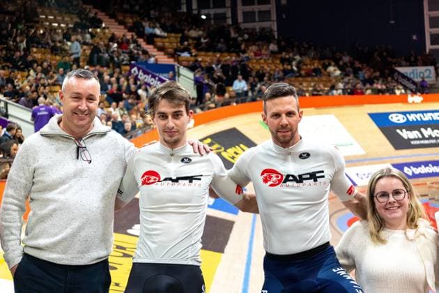 French ClÃ ment Petit and Italian Michele Scartezzini pictured before the first day of the Zesdaagse Vlaanderen-Gent six-day indoor Track cycling, Rad, Radsport, Bahnrad, Bahn event at the indoor cycling arena t Kuipke, Tuesday 12 November 2024, in Gent. WARDxVANDAEL  x105264657x