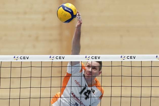Volleyball, CEV Challenge Cup 12.11..2024, Volleyball, Centre Sportif Lorentzweiler, Luxemburg, CEV Challenge Cup, VC Lorentzweiler - (LUX) - Lycurgus Volleyball (NL) vl: Chris Zuidberg (Lorentzweiler - 14)