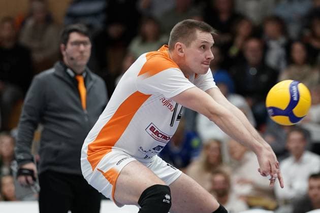 Volleyball, CEV Challenge Cup 12.11..2024, Volleyball, Centre Sportif Lorentzweiler, Luxemburg, CEV Challenge Cup, VC Lorentzweiler - (LUX) - Lycurgus Volleyball (NL) vl: Chris Zuidberg (Lorentzweiler - 14)