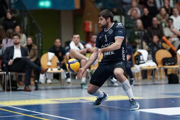 Volleyball, CEV Challenge Cup 12.11..2024, Volleyball, Centre Sportif Lorentzweiler, Luxemburg, CEV Challenge Cup, VC Lorentzweiler - (LUX) - Lycurgus Volleyball (NL) vl: Uros Planinsic (Lycurgus Volleyball 3)