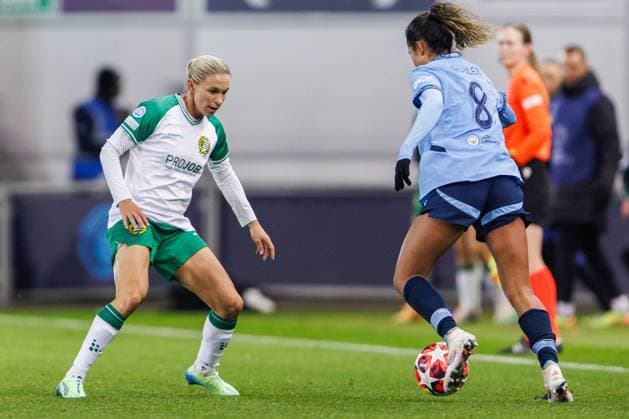 241112 Jonna Andersson of Hammarby during the UEFA Women s Champions League football match between Manchester City and Hammarby on November 12, 2024 in Manchester. Photo: Andreas L Eriksson BILDBYRAN COP 106 AE0139 fotboll football soccer fotball uefa womens champions league manchester city hammarby dam bbeng Copyright: ANDREASxLxERIKSSON BB241112AE036