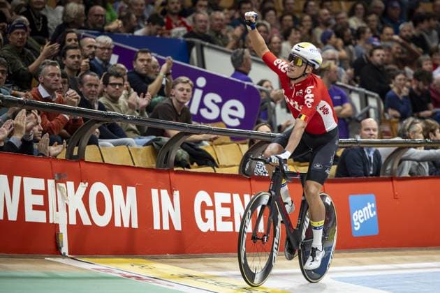 Belgian Noah Vandenbranden pictured in action during the first day of the Zesdaagse Vlaanderen-Gent six-day indoor Track cycling, Rad, Radsport, Bahnrad, Bahn event at the indoor cycling arena t Kuipke, Tuesday 12 November 2024, in Gent. DAVIDxPINTENS  x105267634x