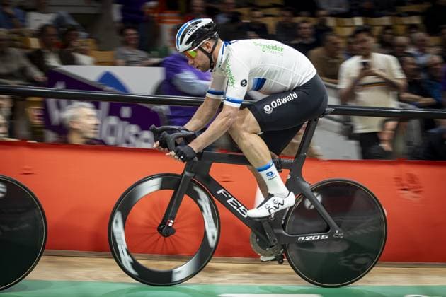 German Roger Kluge pictured in action during the first day of the Zesdaagse Vlaanderen-Gent six-day indoor Track cycling, Rad, Radsport, Bahnrad, Bahn event at the indoor cycling arena t Kuipke, Tuesday 12 November 2024, in Gent. DAVIDxPINTENS  x105267958x