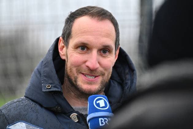 13.11.2024 - Fussball - 2. Bundesliga - Saison 2024 2025 - SpVgg Greuther Fürth Fuerth ( Kleeblatt ) - Training - - xwoxzix - Stephan Fürstner ( Sportdirektor SpVgg Greuther Fürth ) im Interview