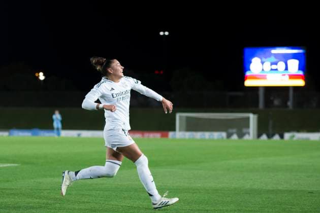 UEFA Women s Champions League - Real Madrid vs FC Twente MADRID, SPAIN -November 13: Carla Camacho of Real Madrid women celebrates a goal during the UEFA Women s Champions League match between Real Madrid and FC Twente at Alfredo Di Stefano stadium in Madrid. (Photo by Guillermo Martinez) Madrid Alfredo Di Stefano Stadium Spain Copyright: xGuillermoxMartinezx