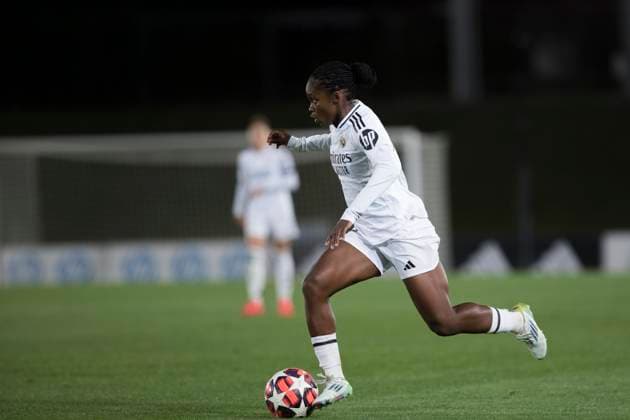UEFA Women s Champions League - Real Madrid vs FC Twente MADRID, SPAIN -November 13: Linda Caicedo of Real Madrid women in action during the UEFA Women s Champions League match between Real Madrid and FC Twente at Alfredo Di Stefano stadium in Madrid. (Photo by Guillermo Martinez) Madrid Alfredo Di Stefano Stadium Spain Copyright: xGuillermoxMartinezx