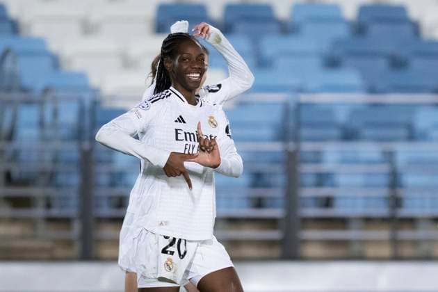 UEFA Women s Champions League - Real Madrid vs FC Twente MADRID, SPAIN -November 13: Naomie Feller of Real Madrid women celebrates a goal during the UEFA Women s Champions League match between Real Madrid and FC Twente at Alfredo Di Stefano stadium in Madrid. (Photo by Guillermo Martinez) Madrid Alfredo Di Stefano Stadium Spain Copyright: xGuillermoxMartinezx