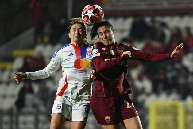 Danielle van de Donk of Olympique Lyonnais and Marta Pandini of A.S. Roma Femminile in action during Group A - Day 3 - UEFA Women s Champions League 2023 24 between A.S. Roma and Olympique Lyonnais at the Tre Fontane Stadium on November 13, 2024 in Rome, Italy.  Copyright: xDomenicoxCippitelli IPAxSportx x xx IPA_51532722 IPA_Agency_IPA51532722