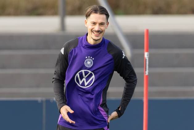 Training der Deutschen Fußball-Nationalmannschaft Robin Koch. Training der Deutschen Fußball-Nationalmannschaft vor dem Spiel der UEFA Nations League gegen Bosnien und Herzegowina auf dem DFB-Campus in Frankfurt am Main am 12. November 2024., Frankfurt am Main Hessen Deutschland DFB-Campus *** Training of the German national soccer team Robin Koch Training of the German national soccer team before the UEFA Nations League match against Bosnia and Herzegovina at the DFB Campus in Frankfurt am Main on November 12, 2024 , Frankfurt am Main Hessen Germany DFB Campus