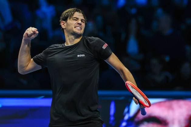 Taylor Fritz of United States vs Alex De Minaur of Australia - Nitto ATP, Tennis Herren FINALS 2024 Turin - 14 11 2024 Taylor Fritz of United States celebrates the victory at the end of the match during Men s Singles Group Stage match against Alex De Minaur of Australia on day five of the Nitto ATP Finals 2024 at Inalpi Arena Copyright: xBEAUTIFULxSPORTS Carabellix