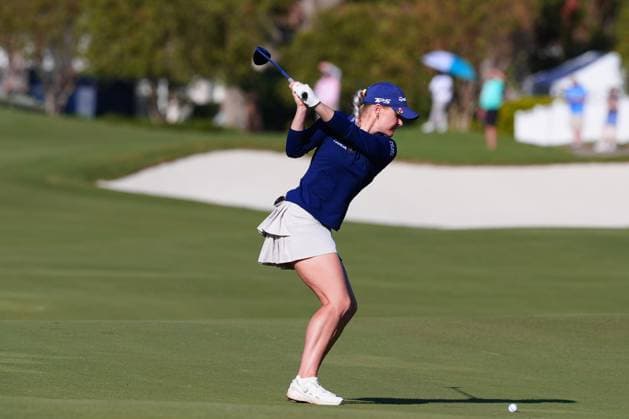 BELLEAIR, FL - NOVEMBER 14: LPGA, Golf Damen player Charley Hull plays her second shot on the 14th hole on November 14, 2024, during the first round of the LPGA The ANNIKA driven by Gainbridge at Pelican Golf Club in Belleair, Florida. (Photo by Brian Spurlock Icon Sportswire) GOLF: NOV 14 LPGA The ANNIKA driven by Gainbridge at Pelican EDITORIAL USE ONLY Icon24111447