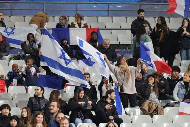 RECORD DATE NOT STATED FRANCE - ISRAEL PHOTOPQR LE PARISIEN Olivier Lejeune ; ; ; L équipe de France de football reçoit Israël, jeudi 14 novembre, au Stade de France à Saint-Denis, pour une rencontre de Ligue des nations. PH O.LEJEUNE JEUDI 14 NOVEMBRE 2024 supporters tribune Saint denis, France, nov 14th 2024 5th day of the Nations League football France - Israel at the Stade de France France  Copyright: xPHOTOPQR LExPARISIEN MAXPPPxLP OlivierxLejeunex 20241114LPA9165 20241114LPA9165