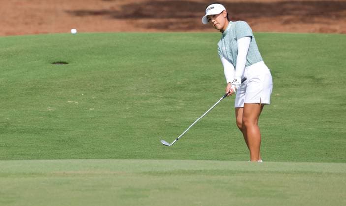 November 14, 2024, Belleair, Florida, USA: Jiwon Jeon hits an iron to the 8th green while playing in The Annika on Thursday, Nov 14, 2024, at the Pelican Golf Club in Belleair. Belleair USA - ZUMAs70_ 0779355519st Copyright: xDouglasxR.xCliffordx