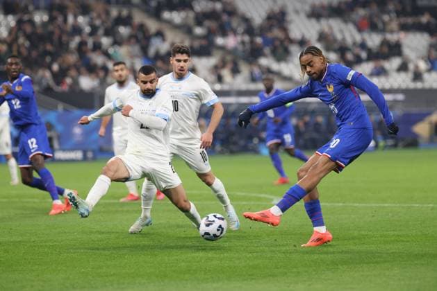 RECORD DATE NOT STATED FRANCE - ISRAEL PHOTOPQR LE PARISIEN Olivier Lejeune ; ; ; L équipe de France de football reçoit Israël, jeudi 14 novembre, au Stade de France à Saint-Denis, pour une rencontre de Ligue des nations. PH O.LEJEUNE JEUDI 14 NOVEMBRE 2024 Bradley Barcola Saint denis, France, nov 14th 2024 5th day of the Nations League football France - Israel at the Stade de France France  Copyright: xPHOTOPQR LExPARISIEN MAXPPPxLP OlivierxLejeunex 20241114LPA9195 20241114LPA9195