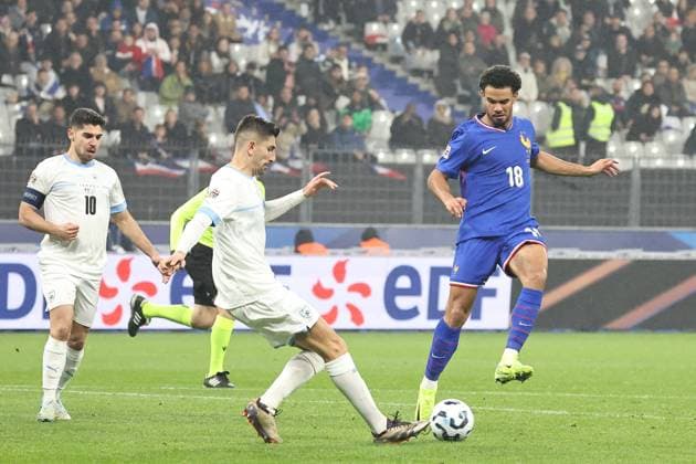 Football France-Israël PHOTOPQR LE PARISIEN Fred Dugit ; Saint-Denis ; 14 11 2024 ; Sports Saint-Denis (93), le 14 11 2024 5e journée de la Ligue des nations de football France-Israël au Stade de France. Photo LP Fred Dugit Waren Zaire Emery Saint denis, France, nov 14th 2024 5th day of the Nations League football France - Israel at the Stade de France
