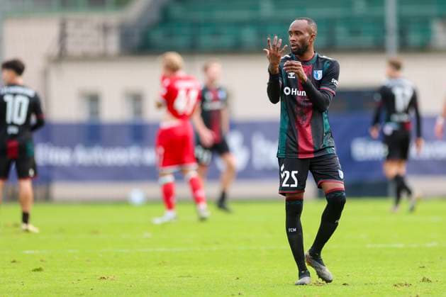 Germany, Hannover, 14.11.2024, Nachwuchsleistungszentrum NLZ, Hannover 96 vs 1. FC Magdeburg - Friendly match, Silas Gnaka (1. FC Magdeburg) gestures Hannover Nachwuchsleistungszentrum NLZ Germany