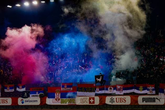 Sport Themen der Woche KW46 Sport Bilder des Tages Fussball: UEFA Nations League 2024 2025, Spieltag 5, Schweiz vs. Serbien - Letzigrund (Zürich): Serbische Fans *** Football UEFA Nations League 2024 2025, Matchday 5, Switzerland vs Serbia Letzigrund Zurich Serbian fans Copyright: xJOERANxSTEINSIEKx