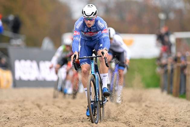 2024 Superprestige Cyclocross Merksplas MERKSPLAS, BELGIUM - NOVEMBER 16 : Vandeputte Niels (BEL) of Alpecin-Deceuninck in action during the 4th leg of the men elite 2024 - 2025 Telenet Superprestige cyclocross race : the Aardbeiencross of Merksplas on November 16, 2024 in Merksplas, Belgium, 16 11 2024 Merksplas Belgium  Copyright: xNicoxVereeckenx
