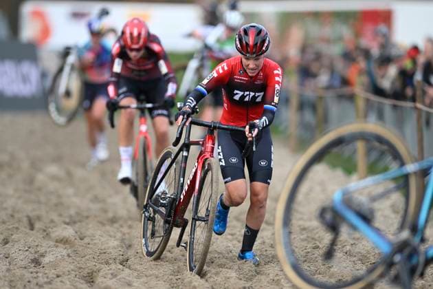 2024 Superprestige Cyclocross Merksplas MERKSPLAS, BELGIUM - NOVEMBER 16 : Worst Annemarie (NED) of Cyclocross Reds in action during the 4th leg of the women elite 2024 - 2025 Telenet Superprestige cyclocross race : the Aardbeiencross of Merksplas on November 16, 2024 in Merksplas, Belgium, 16 11 2024 Merksplas Belgium  Copyright: xNicoxVereeckenx