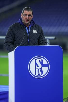 16.11.2024, Fussball, Saison 2024 2025, Mitgliederversammlung 2024 - FC Schalke 04, Ender Ulupinar (FC Schalke 04) Gelsenkirchen Veltins Arena NRW Deutschland xRHR-FOTO TRx *** 16 11 2024, Football, Season 2024 2025, General Meeting 2024 FC Schalke 04, Ender Ulupinar FC Schalke 04 Gelsenkirchen Veltins Arena NRW Germany xRHR PHOTO TRx Copyright: TimxRehbein RHR-FOTOx RHR-FOTO TR