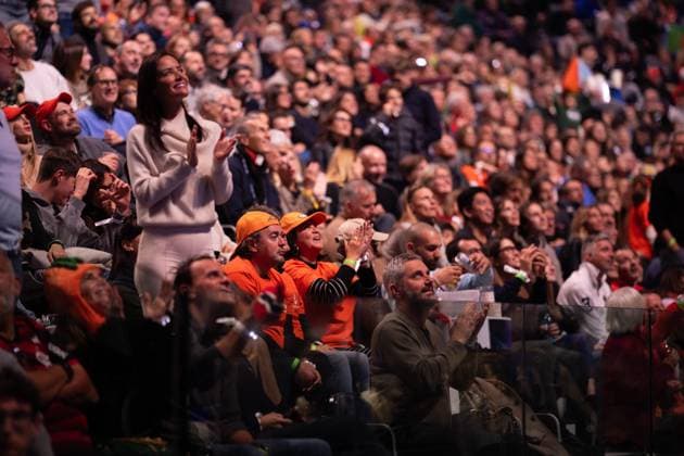 Supporters of Italy s Jannik Sinner react during the singles tennis match of the ATP, Tennis Herren World Tour Finals against Norway s Casper Ruud at the Inalpi Arena in Turin, Italy - - Saturday, November 16, 2024.  Copyright: xMarcoxAlpozzi LaPressex