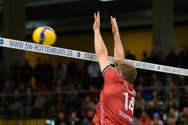 Timon Schippmann (TV Rottenburg, 14) TV Rottenburg vs. L.E. Volleys, Volleyball, 2. Bundesliga Sued, 7. Spieltag, Saison 2024 2025, 16.11.2024, TV Rottenburg vs. L.E. Volleys, Volleyball, 2. Bundesliga Sued, 7. Spieltag, Saison 2024 2025, 16.11.2024 Rottenburg Copyright: xEibner-Pressefoto RalphxKunzex EP_RKE