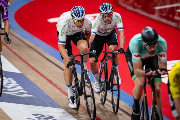 KLUGE Roger, REINHARDT Theo: Lotto Zesdaagse Vlaanderen - Gent 2024 KLUGE Roger - REINHARDT Theo ( GER ) Schneider Electric Germany - Querformat - quer - horizontal - Landscape - Event Veranstaltung: Lotto Zesdaagse Vlaanderen Gent 2024 - Category Kategorie: Cycling - Track cycling, Rad, Radsport, Bahnrad, Bahn Sixdays - Elite Men - Location Ort: Europe Belgium - Gent - Citadelpark - tÂ Kuipke - Discipline: Madison - Distance: ... m - Date Datum: 16.11.2024 Saturday Day 6 -