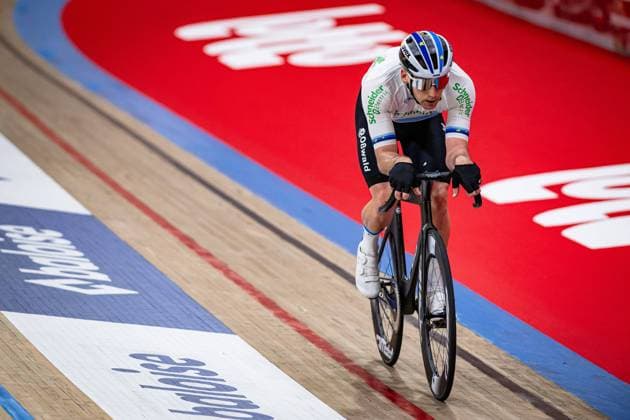 REINHARDT Theo: Lotto Zesdaagse Vlaanderen - Gent 2024 REINHARDT Theo ( GER ) Schneider Electric Germany - Querformat - quer - horizontal - Landscape - Event Veranstaltung: Lotto Zesdaagse Vlaanderen Gent 2024 - Category Kategorie: Cycling - Track cycling, Rad, Radsport, Bahnrad, Bahn Sixdays - Elite Men - Location Ort: Europe Belgium - Gent - Citadelpark - tÂ Kuipke - Discipline: Madison - Distance: ... m - Date Datum: 16.11.2024 Saturday Day 6 -