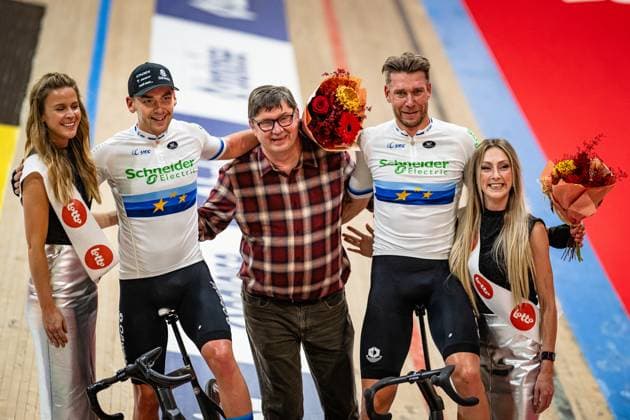 REINHARDT Theo, KLUGE Roger: Lotto Zesdaagse Vlaanderen - Gent 2024 REINHARDT Theo - KLUGE Roger ( GER ) Schneider Electric Germany Winner Madison Race - Award Ceremony - Medal Ceremony - Podium - Querformat - quer - horizontal - Landscape - Event Veranstaltung: Lotto Zesdaagse Vlaanderen Gent 2024 - Category Kategorie: Cycling - Track cycling, Rad, Radsport, Bahnrad, Bahn Sixdays - Elite Men - Location Ort: Europe Belgium - Gent - Citadelpark - tÂ Kuipke - Discipline: Madison - Distance: ... m - Date Datum: 16.11.2024 Saturday Day 6 -