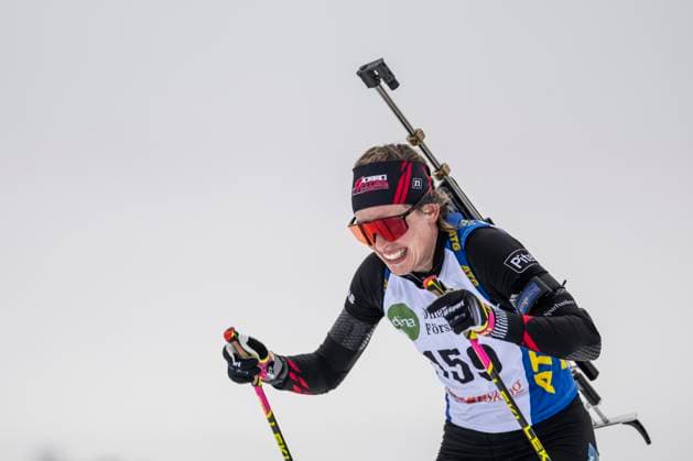 241117 Elvira Öberg of Sweden cross the finish line in the women s 7,5km sprint during the Swedish Premiere in biathlon on November 17, 2024 in Idre. Photo: Maxim ThorÃ BILDBYRAN kod MT MT0697 skidskytte biathlon skiskyting sverigepremiären sverigepremiär swedish premiere sverige bbeng Copyright: MAXIMxTHORE BB241117MT008