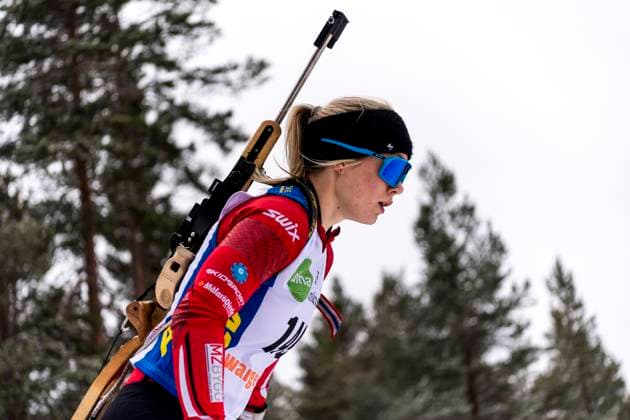 241117 Vera Edvardsson of Sweden competes in the women s 7,5km sprint during the Swedish Premiere in biathlon on November 17, 2024 in Idre. Photo: Sara Damne BILDBYRAN kod SD MT0697 skidskytte biathlon skiskyting sverigepremiären sverigepremiär swedish premiere sverige bbeng Copyright: SARAxDAMNE BB241117SD128