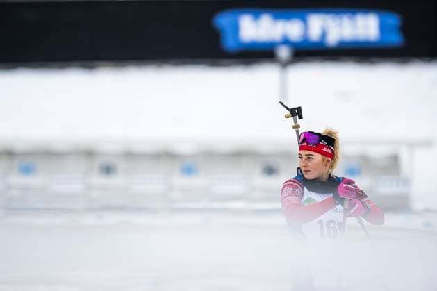 241117 Anna-Karin Heijdenberg of Sweden at zeroing ahead of the women s 7,5km sprint during the Swedish Premiere in biathlon on November 17, 2024 in Idre. Photo: Maxim ThorÃ BILDBYRAN kod MT MT0697 skidskytte biathlon skiskyting sverigepremiären sverigepremiär swedish premiere sverige bbeng Copyright: MAXIMxTHORE BB241117MT170