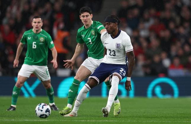 Noni Madueke of England with Callum O Dowda of Republic of Ireland England v Rep. of Ireland - UEFA Nations League - League B - Group 2. Football. Wembey Stadium, London. UK. 17 NOV 2024 Editorial use only  Copyright: xJASONPIX Shutterstockx 14915934b