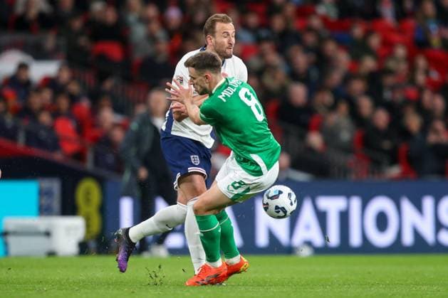 UEFA Nations League, League B - Group 2 England v Republic of Ireland Harry Kane of England clashes with Jayson Molumby of Republic of Ireland during the UEFA Nations League, League B - Group 2 match England vs Republic of Ireland at Wembley Stadium, London, United Kingdom, 17th November 2024 (Photo by Gareth Evans News Images) London Wembley Stadium Greater London United Kingdom Copyright: xGarethxEvans NewsxImagesx