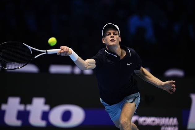 Italy s Jannik Sinner returns the ball to United States Taylor Fritz during& xa0;their singles tennis final match of the ATP, Tennis Herren World Tour Finals at the Inalpi Arena, in Turin, Italy - - Sunday, November 17, 2024.  Copyright: xMarcoxAlpozzi LaPressex