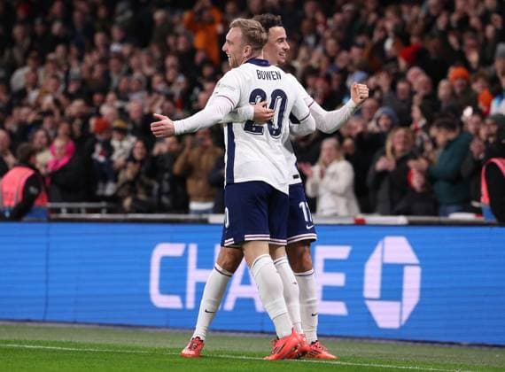 London, England, 17th November 2024. Jarrod Bowen (L) of England celebrates with Curtis Jones of England after scoring to make it 4-0 during the UEFA Nations League match at Wembley Stadium, London. Picture credit should read: Paul Terry Sportimage EDITORIAL USE ONLY. No use with unauthorised audio, video, data, fixture lists, club league logos or live services. Online in-match use limited to 120 images, no video emulation. No use in betting, games or single club league player publications. SPI-3458-0057