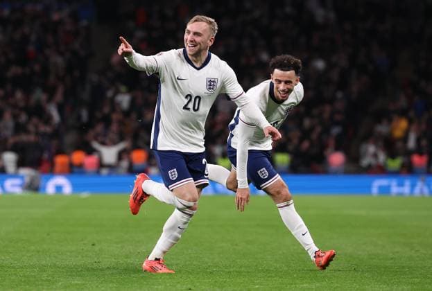 London, England, 17th November 2024. Jarrod Bowen (L) of England celebrates with Curtis Jones of England after scoring to make it 4-0 during the UEFA Nations League match at Wembley Stadium, London. Picture credit should read: Paul Terry Sportimage EDITORIAL USE ONLY. No use with unauthorised audio, video, data, fixture lists, club league logos or live services. Online in-match use limited to 120 images, no video emulation. No use in betting, games or single club league player publications. SPI-3458-0065