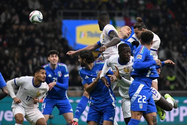 Sport Bilder des Tages Mg Milano 17 11 2024 - Nations League Italia-Francia foto Matteo Gribaudi Image nella foto: gol Adrien Rabiot 