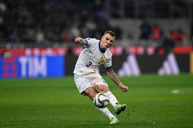 Mg Milano 17 11 2024 - Nations League Italia-Francia foto Matteo Gribaudi Image nella foto: gol Lucas Digne 