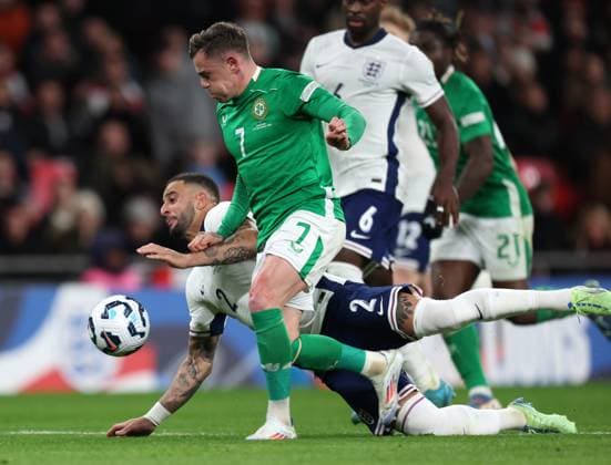 Sammie Szmodics of Republic of Ireland with Kyle Walker of England England v Rep. of Ireland - UEFA Nations League - League B - Group 2. Football. Wembey Stadium, London. UK. 17 NOV 2024 Editorial use only  Copyright: xJASONPIX Shutterstockx 14915934em