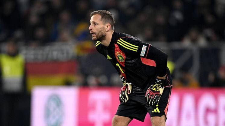 FUSSBALL UEFA Nations League in Freiburg Deutschland - Bosnien-Herzegowina 16.11.2024 Torwart Oliver Baumann (Deutschland)