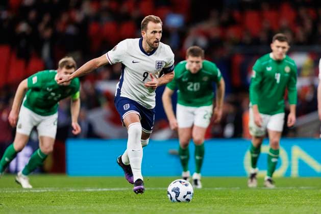 England v Republic of Ireland Harry Kane of England scores a GOAL 1-0 and celebrates PENALTY during the England v Republic of Ireland UEFA Nations League Round 1 Group F match at Wembley Stadium, London, England, United Kingdom on 17 November 2024 Editorial use only. All images are copyright Every Second Media Limited. No images may be reproduced without prior permission. Copyright: xIMAGO EveryxSecondxMediax ESM-1219-0093