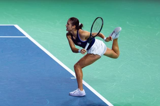 November 17, 2024, Malaga, Malaga, Spain: EMMA RADUCANU of Great Britain in action against REBECCA MARINO of Canada during tennis match between Canada and Great Britain during the Billie Jean King Cup 2024. Malaga Spain - ZUMAg271 20241117_znp_g271_017 Copyright: xNataliaxGarciax